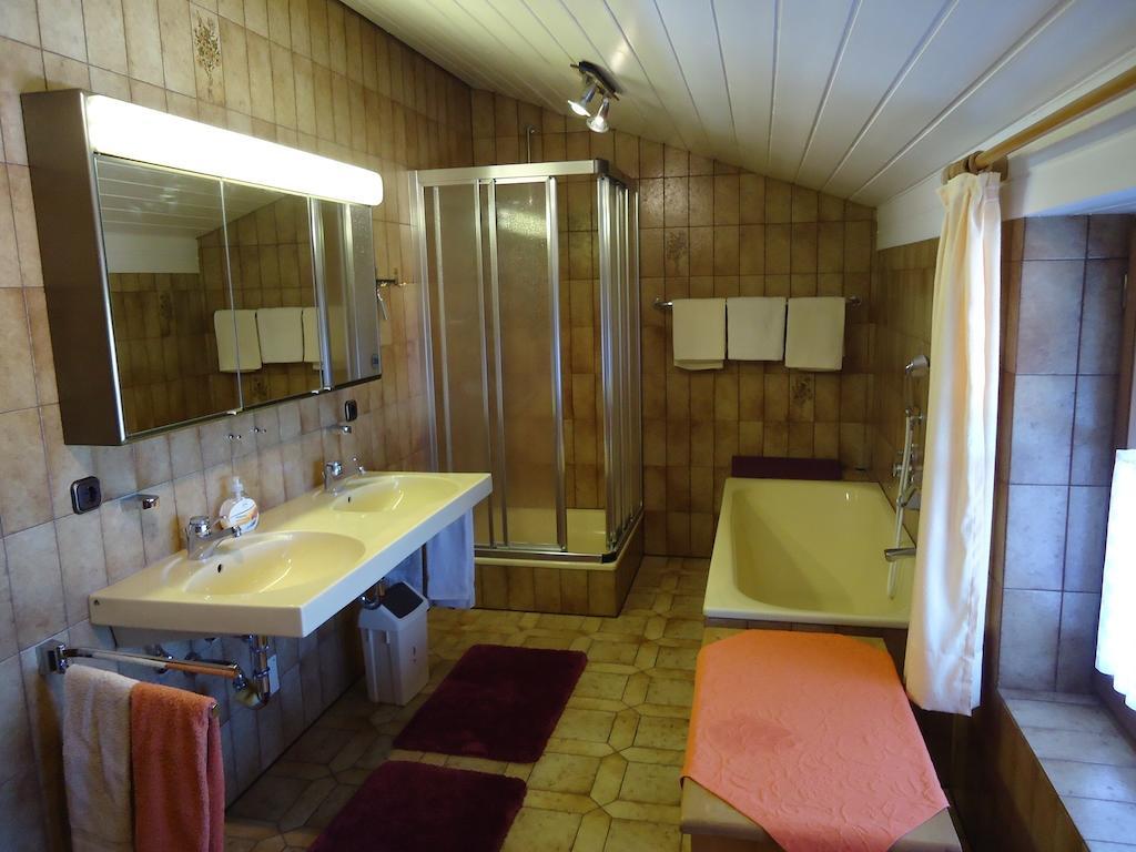 Gaestehaus Boeck In Rosshaupten Phòng bức ảnh